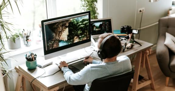 achat materiel informatique - mobilier bureau - freelance - profesionnel quel credit est le meilleur credit - meilleur pret pour profesisonnels - meilleur credit pour freelance